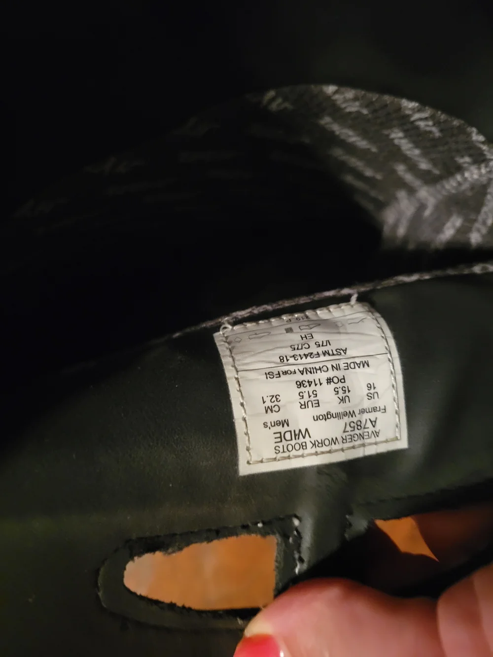 Avenger Black Work Pull-On Boots